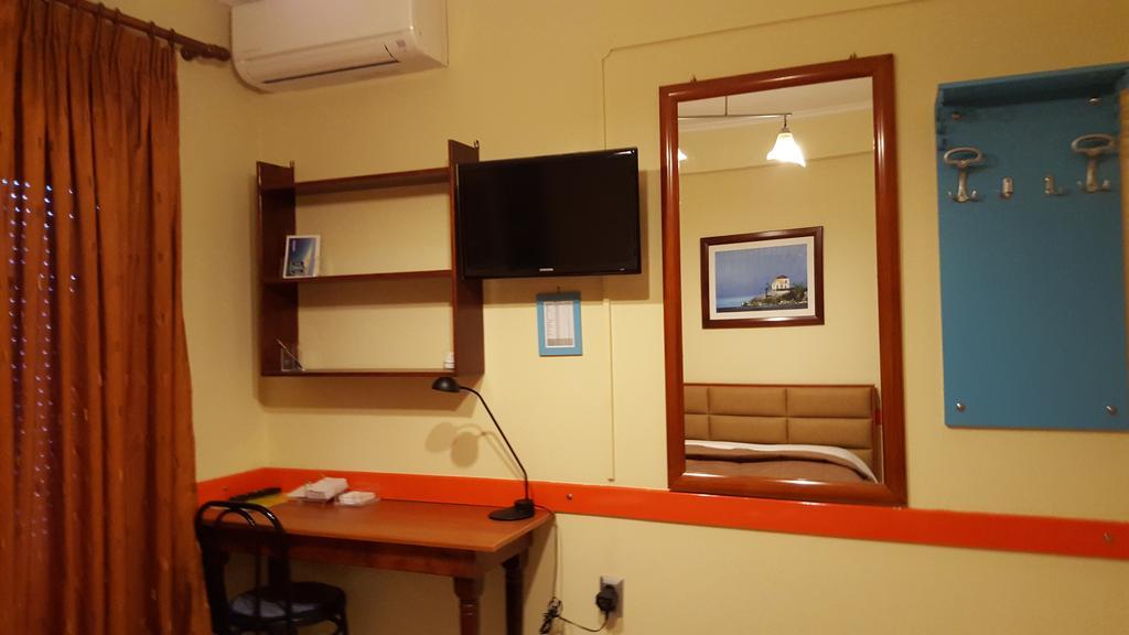 Stella Family Apartments Sindos Phòng bức ảnh